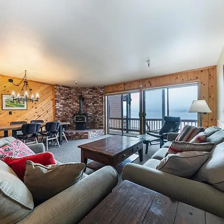 Comfortable Townhouse W/Lake View #154 At Donner Lake Village